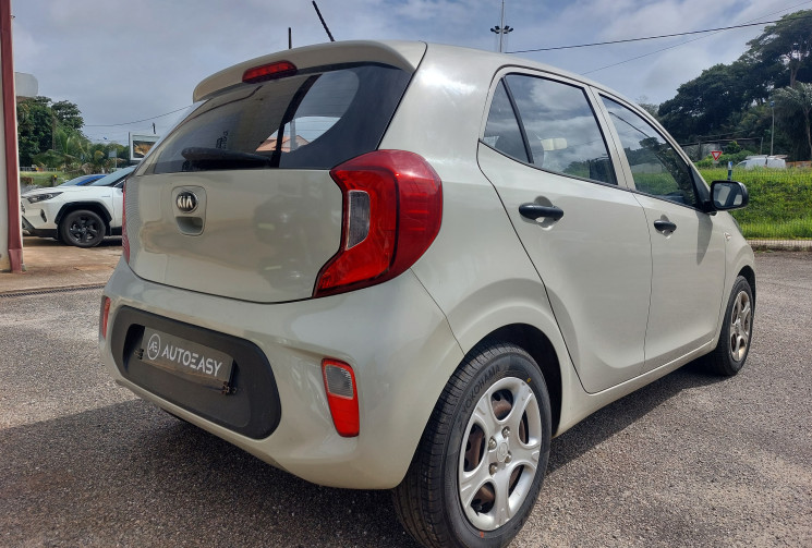 Kia Picanto II Phase 2 Motion 5 portes 1.0 MPi 12V 67 cv première main / chaine de distribution