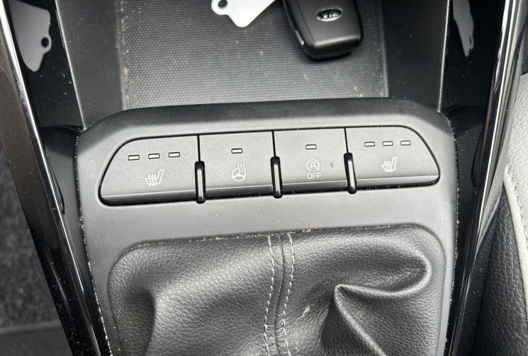 Kia STONIC 1.0 T-GDi ISG 120 Premium Carplay / sièges chauffants / Volant chauffant 