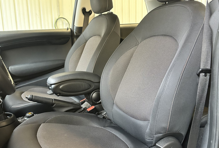 Mini Cooper ONE 1.5i 100 BUSINESS DESIGNE 