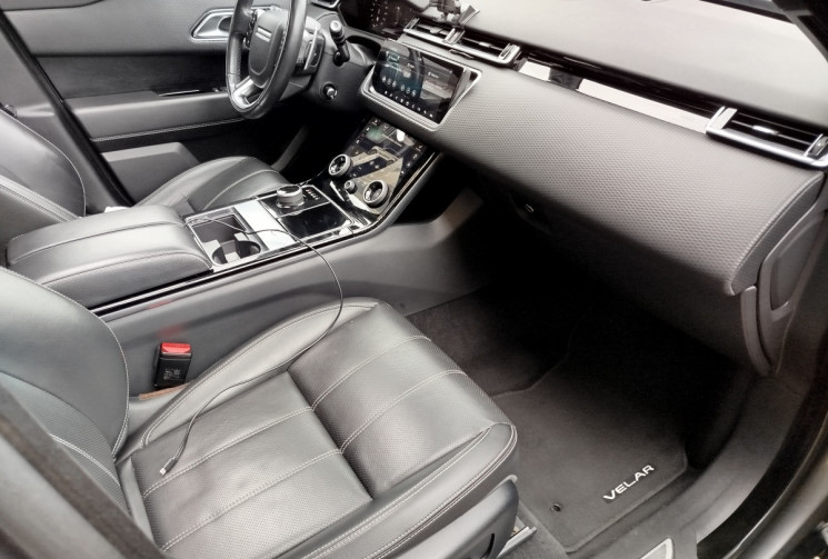 Land-Rover RANGE ROVER VELAR R-DYNAMIC D240 2.0 SD4  4WD 240 ch / TOIT OUVRANT 