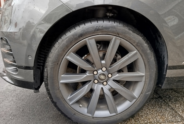 Land-Rover RANGE ROVER VELAR R-DYNAMIC D240 2.0 SD4  4WD 240 ch / TOIT OUVRANT 