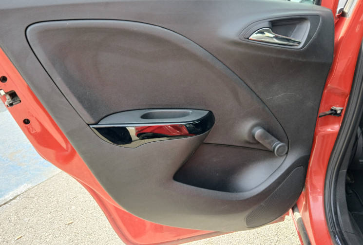 Opel Corsa 1.4 i 16V Turbo COLOR EDITION 