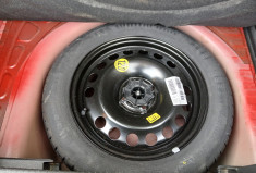 Opel Corsa 1.4 i 16V Turbo COLOR EDITION 
