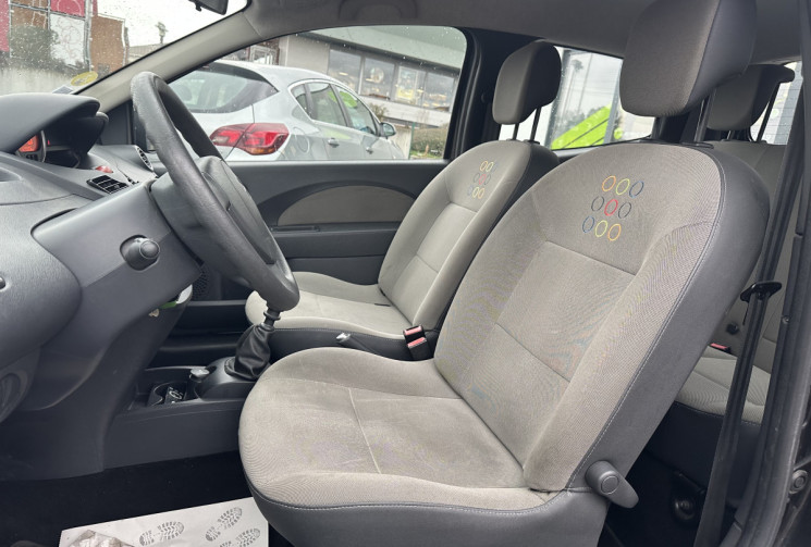 Renault Twingo 1.2 i  75 