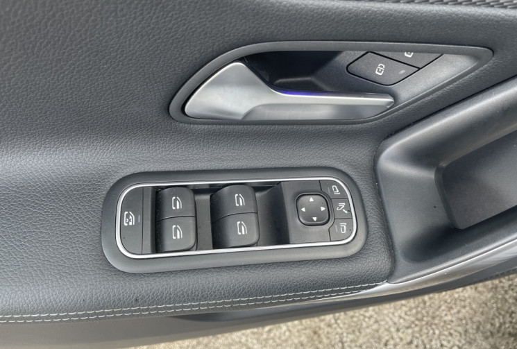 Mercedes Classe A 180d 116cv * Toit Ouvrant * Carplay * Caméra * Led d'ambiance * Sièges Chauffants