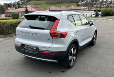 Volvo XC40 T2 1.5 Ti  129 cv MOMENTUM