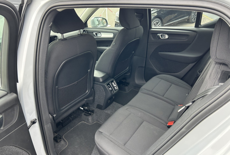 Volvo XC40 T2 1.5 Ti  129 cv MOMENTUM