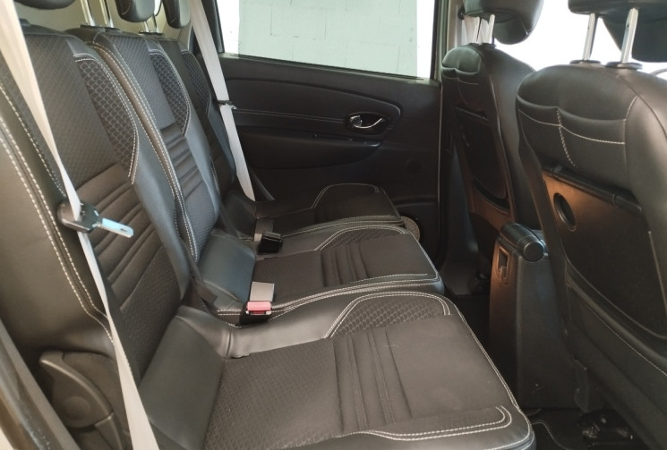 Renault Scénic 1.5 dCi 110ch Bose EDC Euro6 *TOIT OUVRANT* 