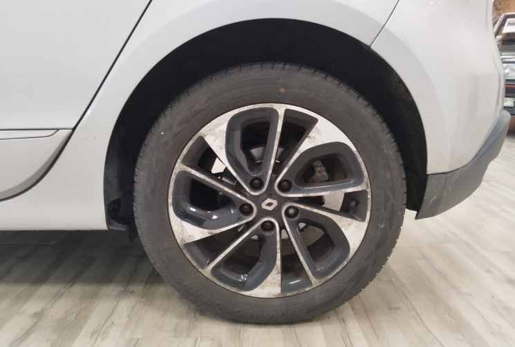Renault Scénic 1.5 dCi 110ch Bose EDC Euro6 *TOIT OUVRANT* 