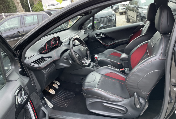 Peugeot 208  GTI 1.6 THP 208 PHASE 2 * JBL / Sièges chauffants / Apple CarPlay