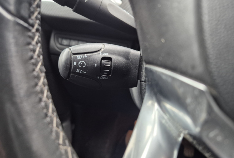 Peugeot 2008 1.6 HDi 92cv Allure GARANTIE 6 MOIS