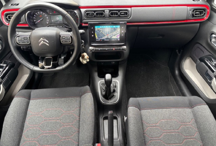 Citroën C3 1.2 83 cv origine France 1er main ETAT NEUF  / CARPLAY / GPS / CAMERA 
