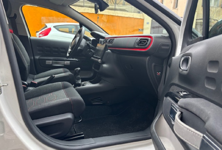 Citroën C3 1.2 83 cv origine France 1er main ETAT NEUF  / CARPLAY / GPS / CAMERA 