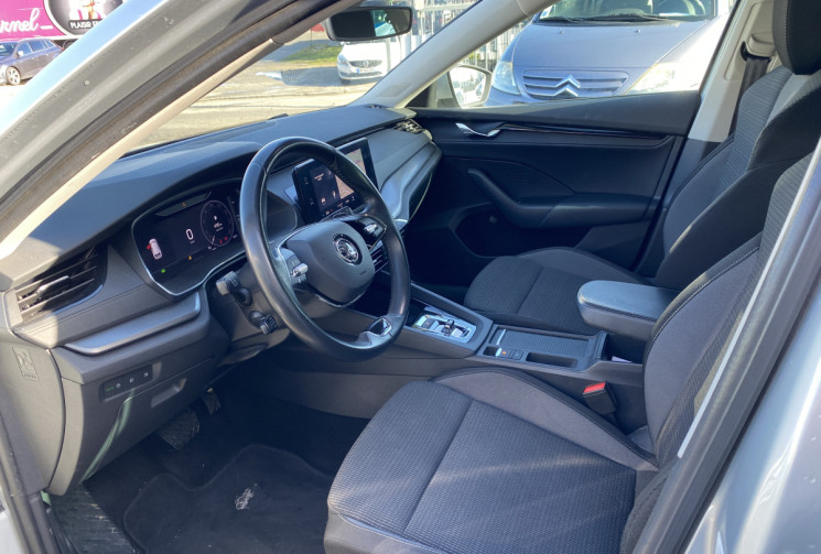 Skoda Octavia Combi 2.0 TDi DSG7 150 CV BVA BUSINESS