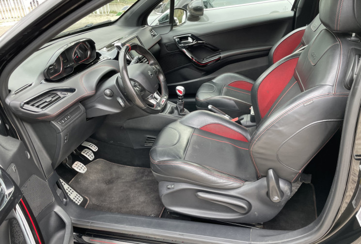 Peugeot 208  GTI 1.6 THP 208 PHASE 2 * JBL / Sièges chauffants / Apple CarPlay