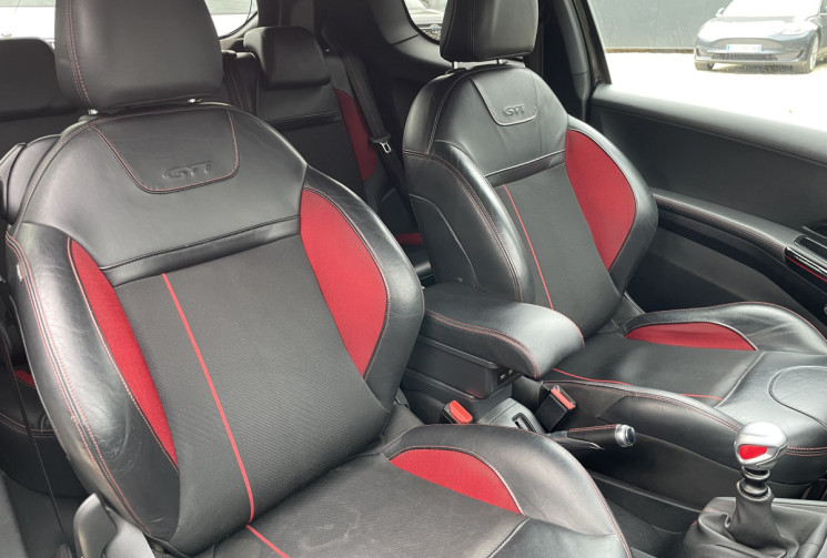 Peugeot 208  GTI 1.6 THP 208 PHASE 2 * JBL / Sièges chauffants / Apple CarPlay