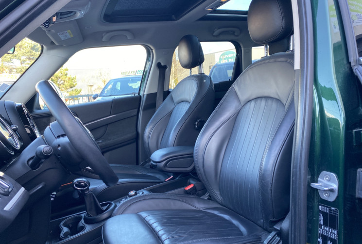 Mini Countryman 3 (F60) SE 1.5 i 224 CV ALL4 Steptronic6 136 CV + 84 CV BVA EDITION CHILI 2
