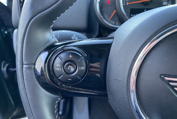 Mini Countryman 3 (F60) SE 1.5 i 224 CV ALL4 Steptronic6 136 CV + 84 CV BVA EDITION CHILI 2