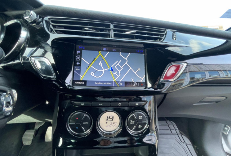 DS DS 3 CHIC 1.6 HDI 99 CV - BON ETAT - GARANTIE 12 MOIS