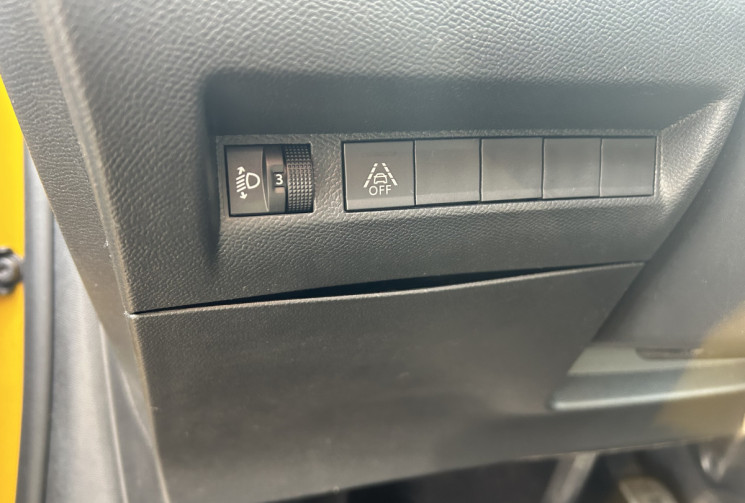 Peugeot 208 E Roadtrip  50 Kwh 136 cv