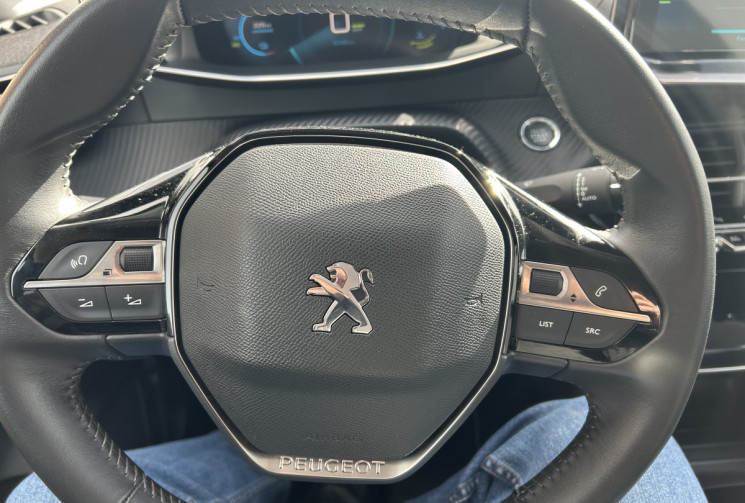 Peugeot 208 E Roadtrip  50 Kwh 136 cv