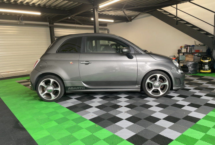 Abarth 500C 1.4 Turbo T-Jet 135ch (distribution faite)
