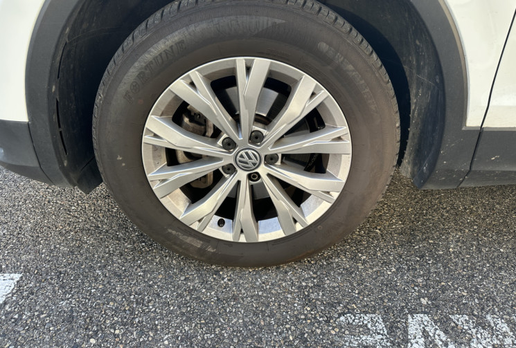 Volkswagen TIGUAN ALLSPACE 2.0 TDI 150 ch Trendline Business / 7 PLACES / Distrib 2024 / Attelage