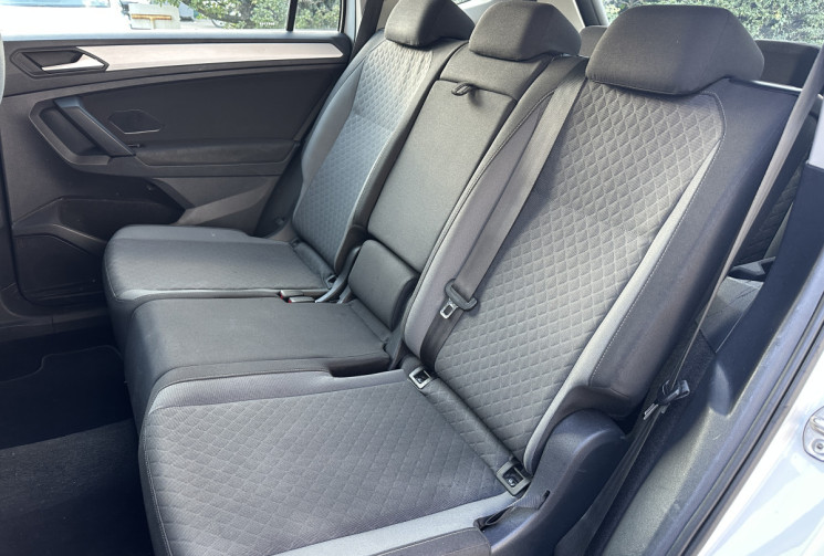 Volkswagen TIGUAN ALLSPACE 2.0 TDI 150 ch Trendline Business / 7 PLACES / Distrib 2024 / Attelage
