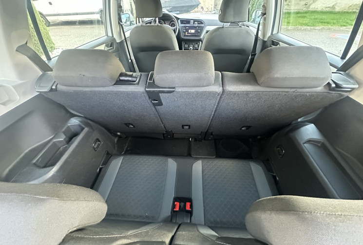 Volkswagen TIGUAN ALLSPACE 2.0 TDI 150 ch Trendline Business / 7 PLACES / Distrib 2024 / Attelage