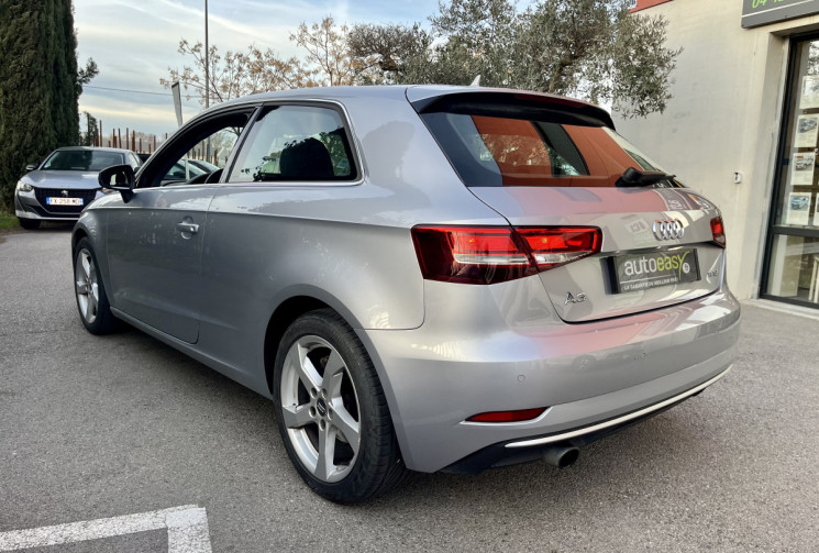 Audi A3 Sport TSI 115 cv / 72000km / 2017 / Super état / boîte manuelle / 3 portes 