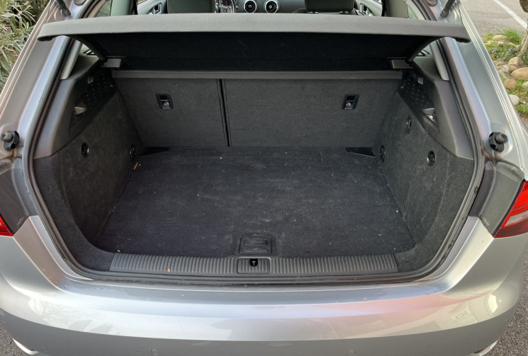 Audi A3 Sport TSI 115 cv / 72000km / 2017 / Super état / boîte manuelle / 3 portes 