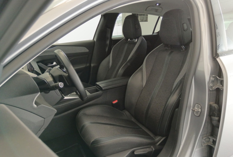 Peugeot 308 III 130 cv 1.2 PT ALLURE PACK DRIVE ASSIST PLUS GARANTIE 6 MOIS 