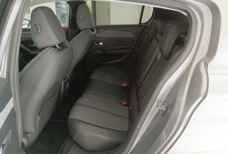 Peugeot 308 III 130 cv 1.2 PT ALLURE PACK DRIVE ASSIST PLUS GARANTIE 6 MOIS 