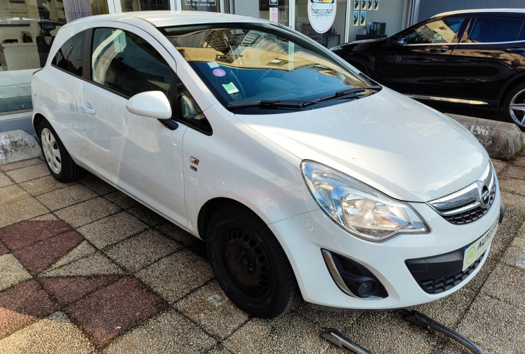 Opel Corsa D 3 portes Phase 2 1.0 i 65 cv