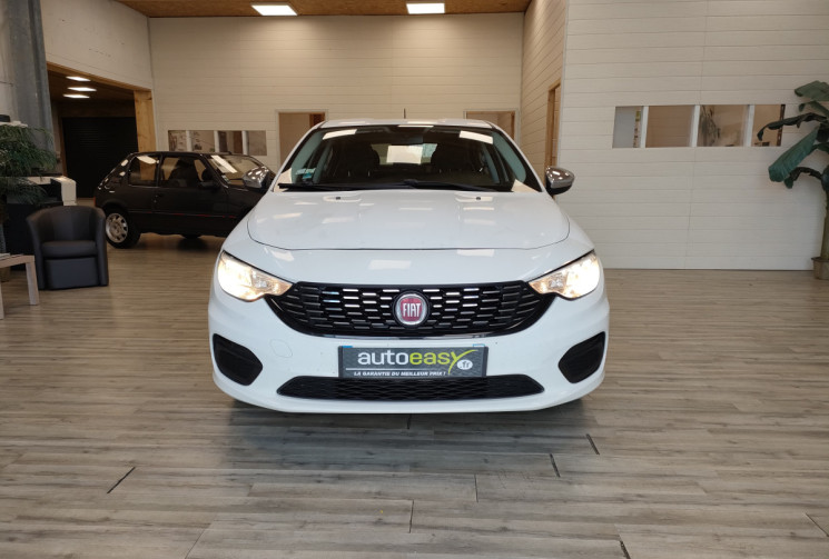 FIAT TIPO 1.4 95ch Easy MY18 SEDAN CT OK
