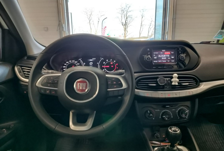 FIAT TIPO 1.4 95ch Easy MY18 SEDAN CT OK