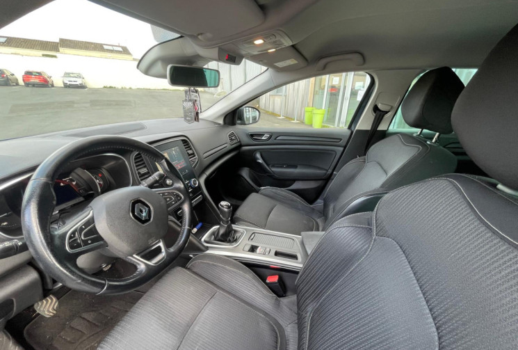 Renault Megane IV 1.5 DCI 110 HATCHBACK LIMITED  - GARANTIE 12 MOIS