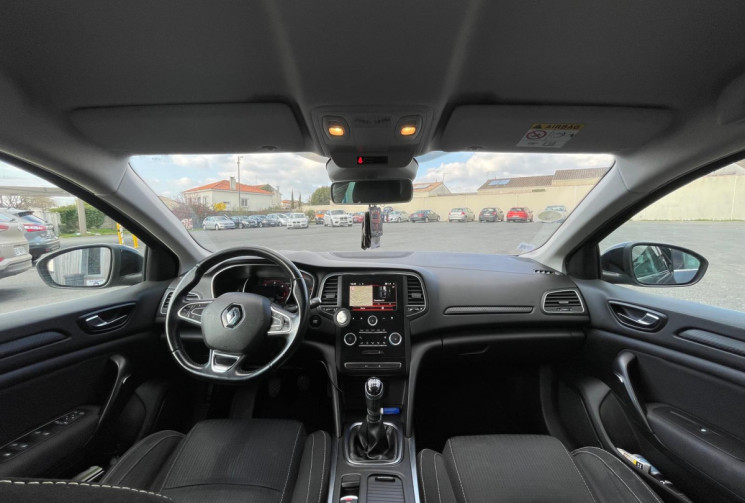 Renault Megane IV 1.5 DCI 110 HATCHBACK LIMITED  - GARANTIE 12 MOIS