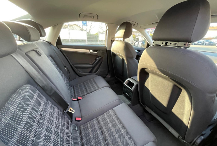 Audi A4 2.0 TDI 136 CV SERIE 3 PHASE 2 BUSINESS LINE  - GARANTIE 12 MOIS