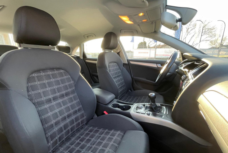 Audi A4 2.0 TDI 136 CV SERIE 3 PHASE 2 BUSINESS LINE  - GARANTIE 12 MOIS