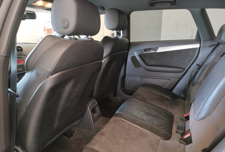 Audi A3 SPORTBACK  2.0 TDI 140ch S line DISTRIBUTION OK 