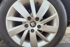 SEAT Leon 1.6 TDI 110ch FAP Premium Start&Stop // Bon état 
