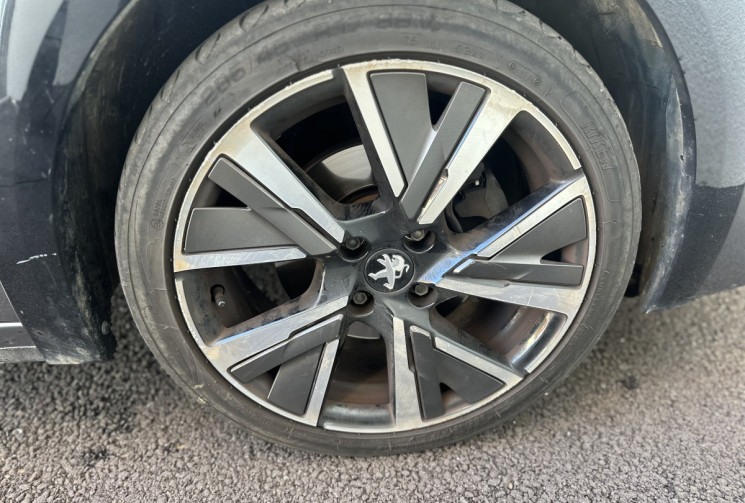 Peugeot 208 II GT line  5 Portes 1.2  EAT8 S&S 130 cv Boîte auto