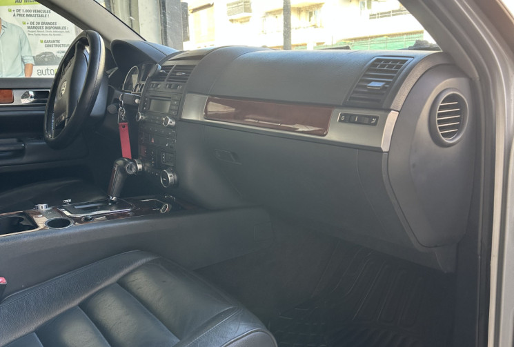 Volkswagen TOUAREG 3.2 V6 220 BVA