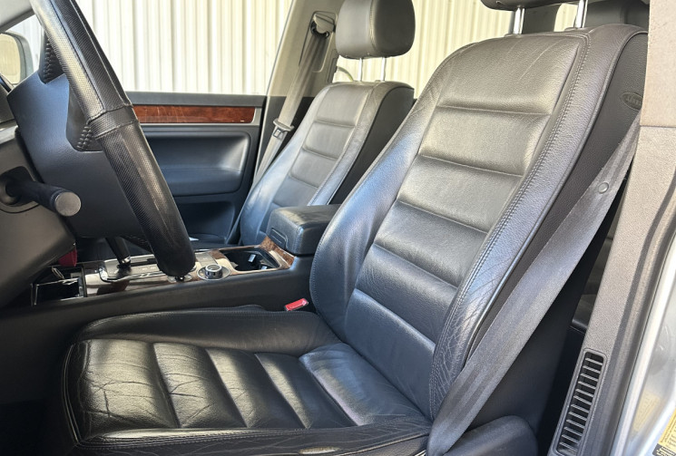 Volkswagen TOUAREG 3.2 V6 220 BVA