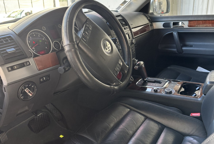 Volkswagen TOUAREG 3.2 V6 220 BVA