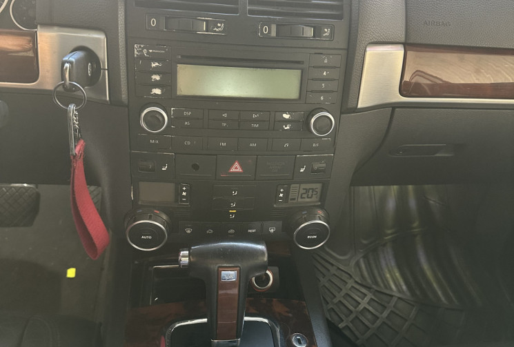 Volkswagen TOUAREG 3.2 V6 220 BVA