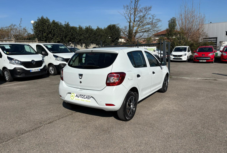 Dacia Sandero 1.2 / 75 CH / LAUREATE 