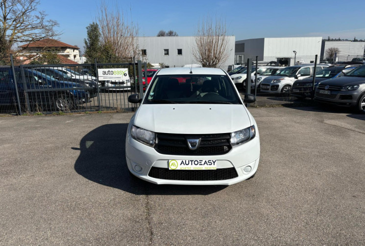 Dacia Sandero 1.2 / 75 CH / LAUREATE 