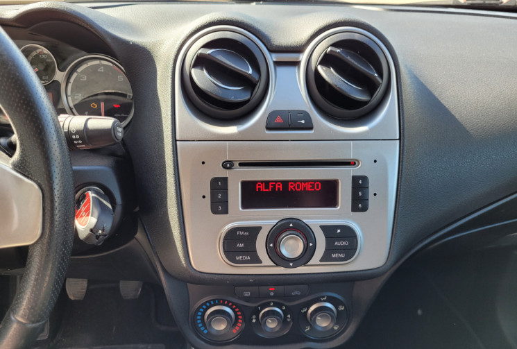 Alfa Romeo MITO Phase 2 Distinctive Stop&Start 1.3 MJTD DPF 16V S&S 90 cv